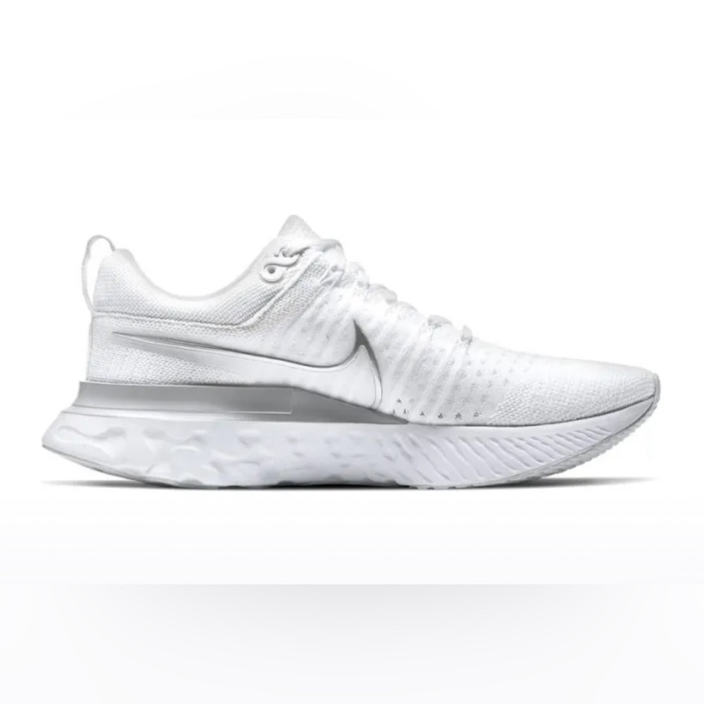 Nike React Infinity Run Flyknit 2 White Metallic Silver Women's SZ 9.5